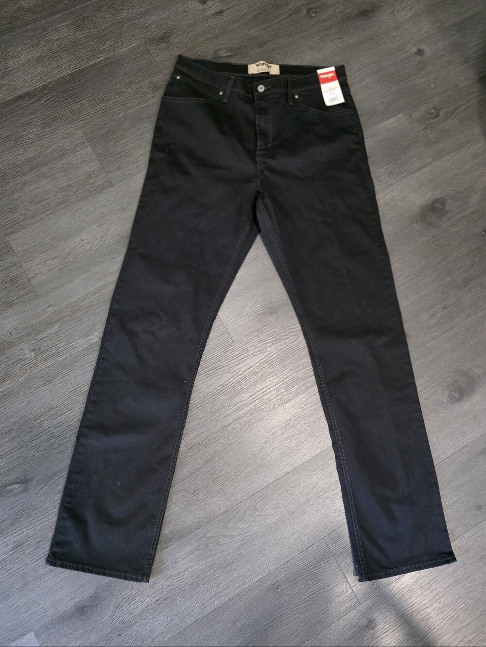 Wrangler Men's Slim Straight Black Jeans